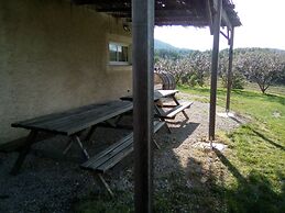 LES TRUFFIERS Cabane