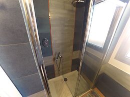 Immerse Yourself in an Idyllic Situation