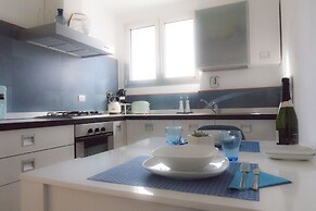 Immerse Yourself in an Idyllic Situation