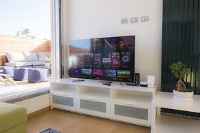 Immerse Yourself in an Idyllic Situation