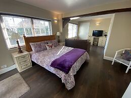 The Rose Cottage Inn