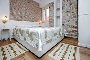 Apartments Casa Roccia Bianca