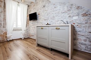 Apartments Casa Roccia Bianca