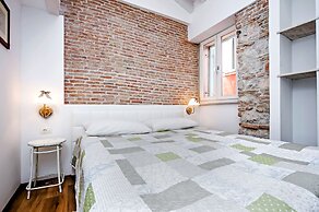 Apartments Casa Roccia Bianca