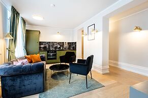 Matisse Bucharest Old Town