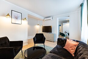 Matisse Bucharest Old Town