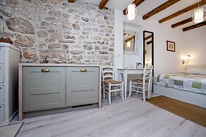 Apartment and Studio CA 3 VIE