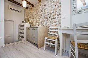 Apartment and Studio CA 3 VIE