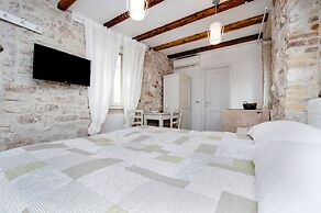 Apartment and Studio CA 3 VIE