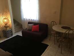 Casa toda no Campo Belo