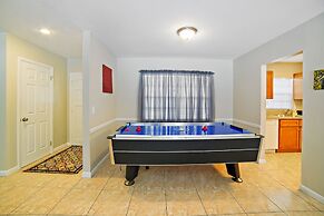3 BR Pool Home in Tampa by Tom Well IG - 11115