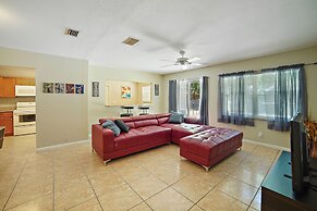 3 BR Pool Home in Tampa by Tom Well IG - 11115