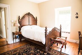 The Bevin House Bed & Breakfast