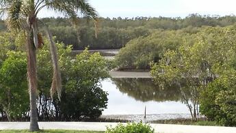 Harrington Village Motel