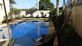 Harrington Village Motel