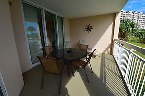 North Tower Apartment 207