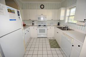 Cypress Bend Apartment 822