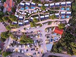 Medora Orbis Mobile Homes & Glamping