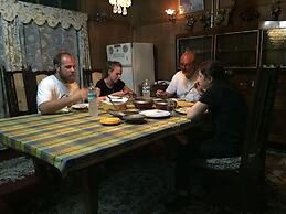 New Sea Palace Houseboats