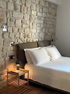 Olivia Rooms Teocrito