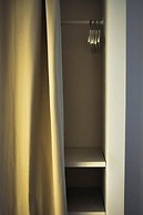 Olivia Rooms Teocrito