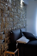 Olivia Rooms Teocrito