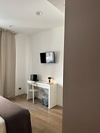 Olivia Rooms Teocrito