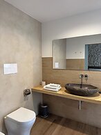 Olivia Rooms Teocrito