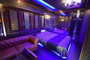 Hotel X - Adult Only