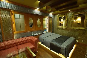 Hotel X - Adult Only