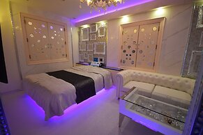 Hotel X - Adult Only