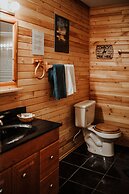 Big Creek Lodge - Working Guest Ranch