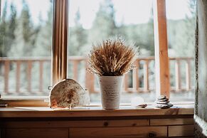 Big Creek Lodge - Working Guest Ranch