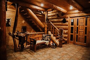 Big Creek Lodge - Working Guest Ranch