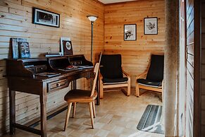 Big Creek Lodge - Working Guest Ranch