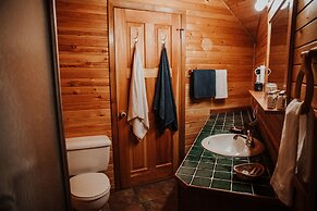 Big Creek Lodge - Working Guest Ranch