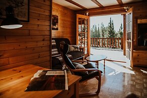 Big Creek Lodge - Working Guest Ranch