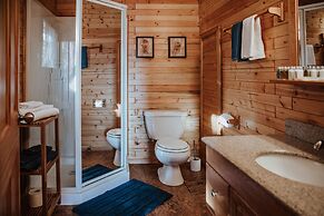 Big Creek Lodge - Working Guest Ranch