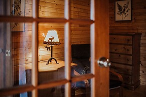 Big Creek Lodge - Working Guest Ranch