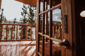 Big Creek Lodge - Working Guest Ranch