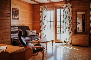 Big Creek Lodge - Working Guest Ranch