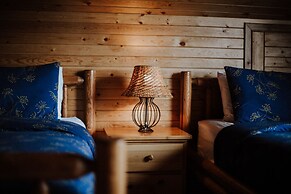 Big Creek Lodge - Working Guest Ranch