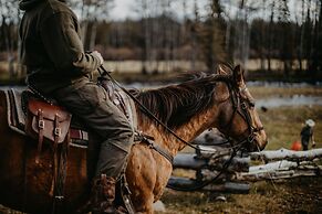 Big Creek Lodge - Working Guest Ranch