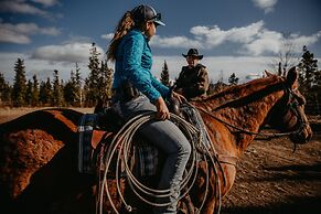 Big Creek Lodge - Working Guest Ranch