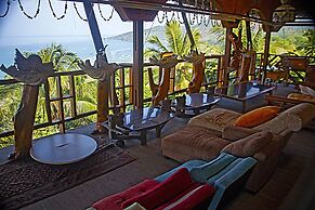 Karang Aji Beach Villa