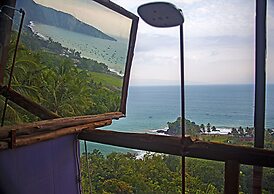 Karang Aji Beach Villa