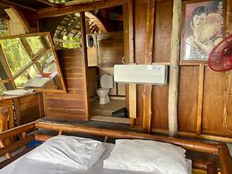 Karang Aji Beach Villa