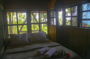 Karang Aji Beach Villa