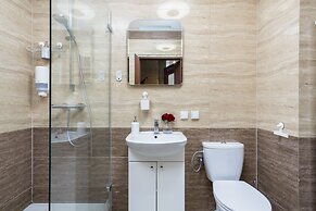 Elite Apartments by The River