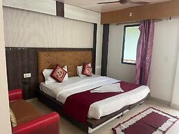 Raj Resort